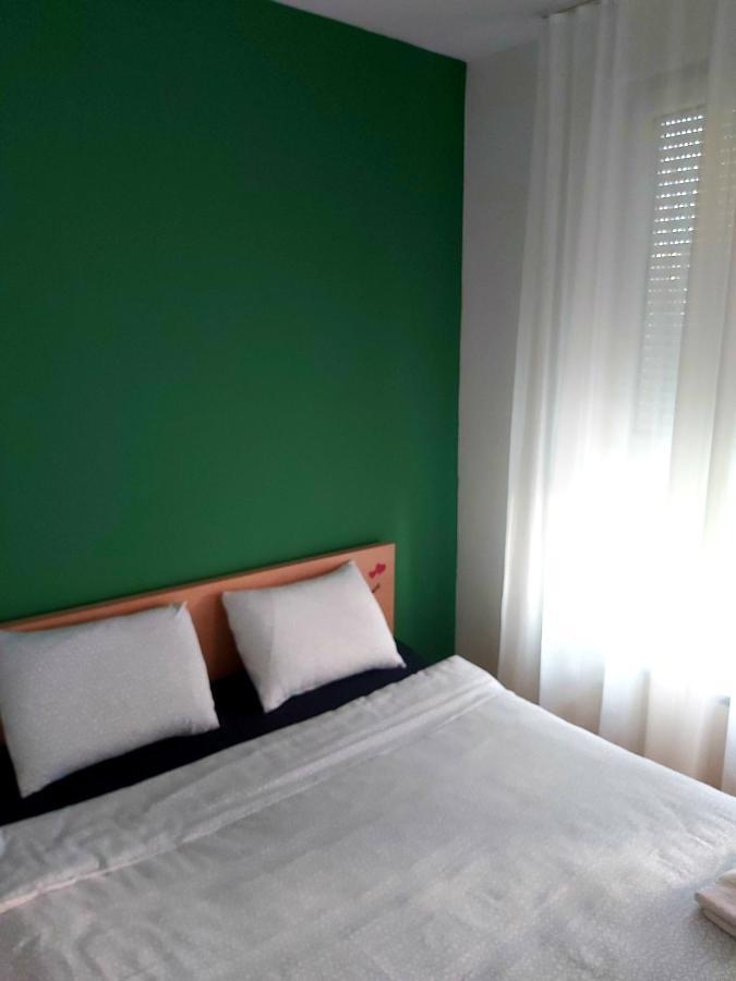 Apartman Green Relax Belville Belgrád Kültér fotó